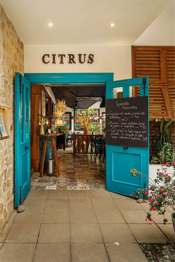 Restaurant Citrus 
Enjoy a variety of fine dining experiences near your villa, with flavorful dishes and a classy setting.