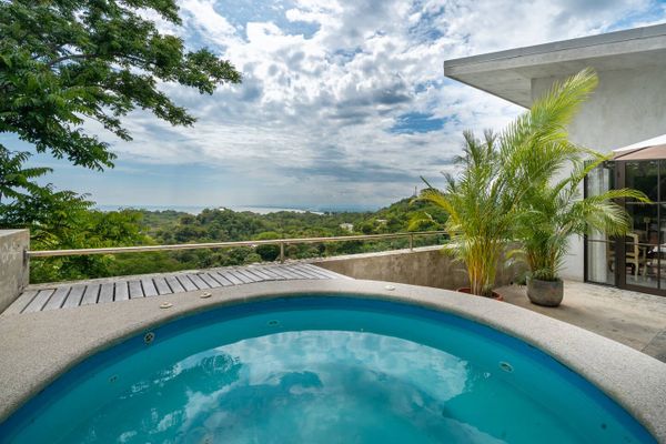 View from jacuzzi on Penthouse floor.