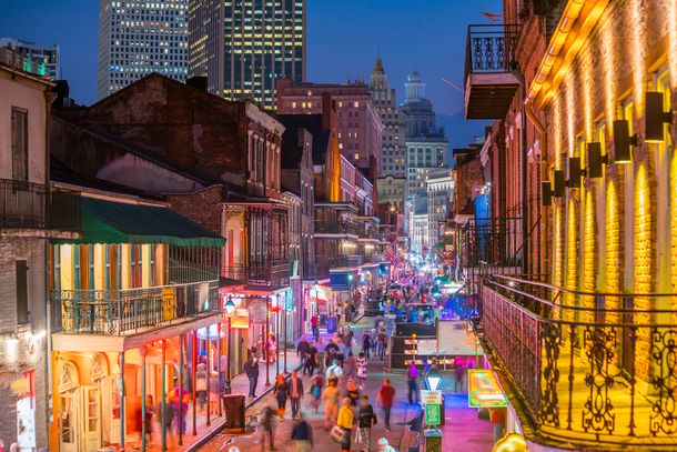 wp-content/uploads/fall-in-new-orleans-visitors-guide.jpg