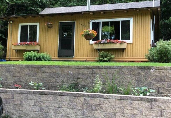 The Crystalaire Cabin – Charming and Relaxing!