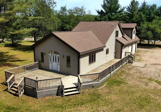 Northern Blessings – Large, Private, and Comfy!