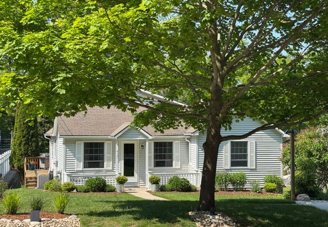 Latitude Adjustment II – Simply Gorgeous!