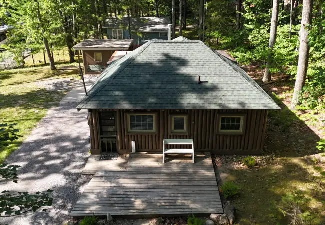 The Higgins Lake Hideaway – Super Cute!