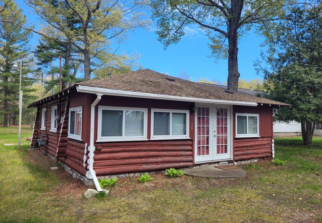 New! Chappy’s cabin – cute and comfy!