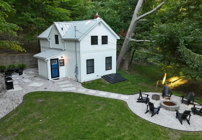 NEW!  Deer Run – Gorgeous and Great Location!