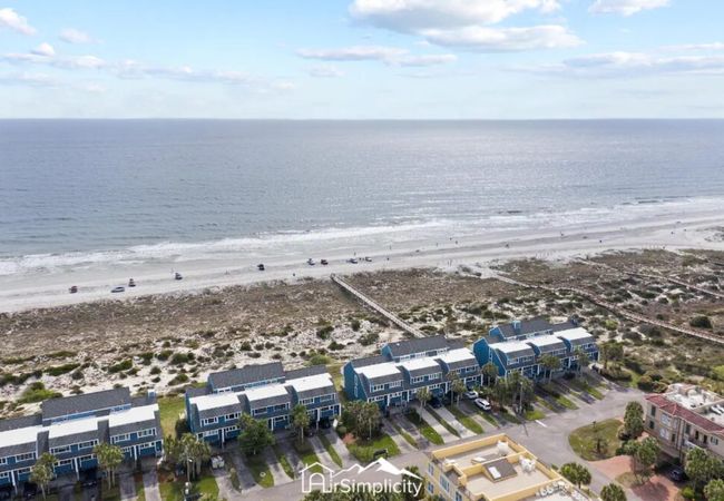 Beach walk out 1700 sf • 2 ocean balconies • pool