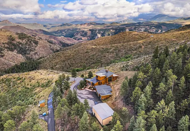 Hot tub and scenic views at the bailey lodge