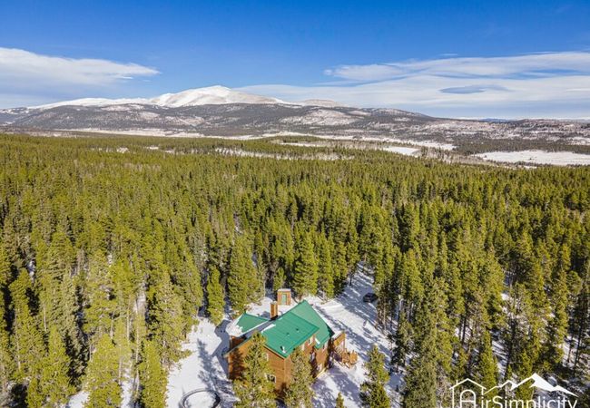 High country mtn chalet • 20 acres • pet friendly