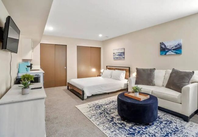 New! Cozy studio | kitchenette | near sloan’s lake