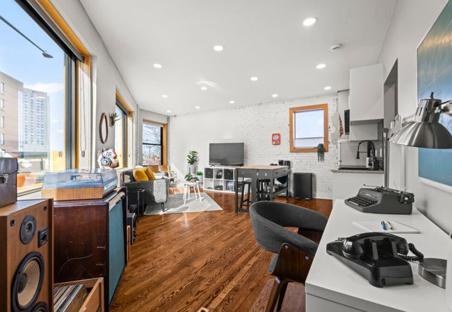 Downtown denver suite – skyline views