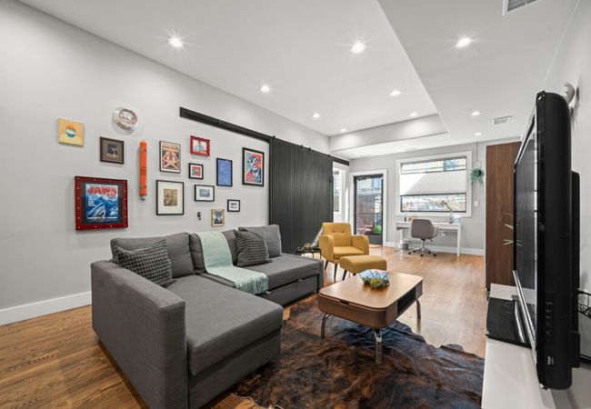 Heart of downtown | city views | deck + bbq