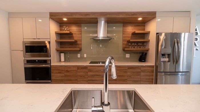 Cook with Ease – Sleek Kitchen Featuring Premium Appliances and Modern Design.