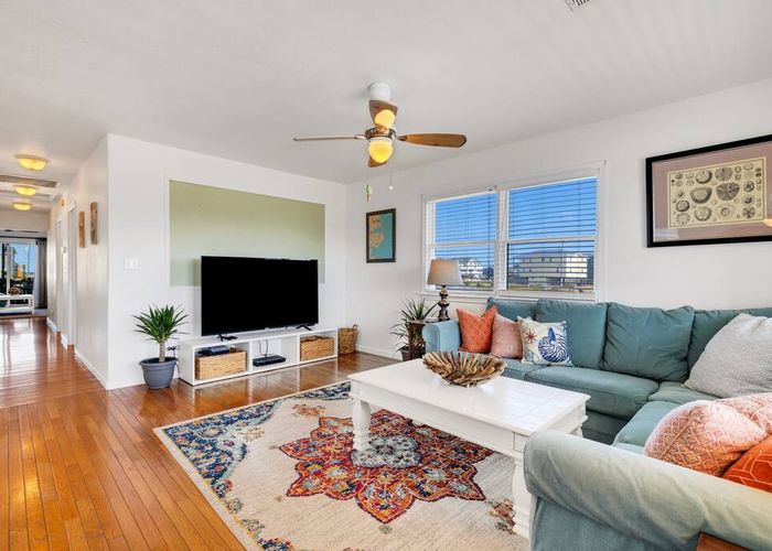 URfsNiK6L6AZI2U3LKk4oRPqsrFuApL8y1Ur5S8i