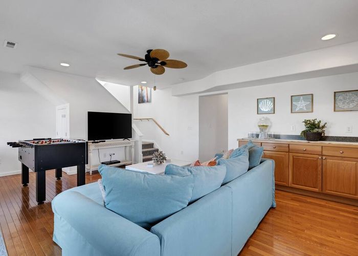 cuXyERUCFmU7S8m0jhU6KbXvjkKy9T7jISLyWRdK