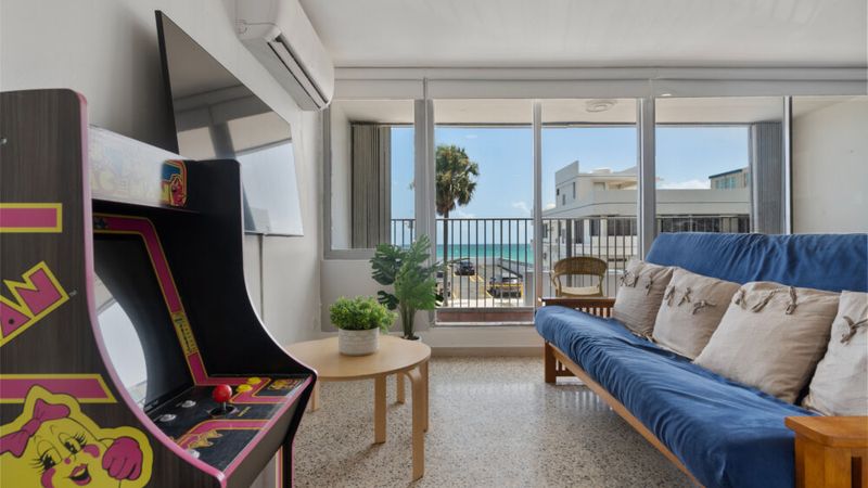 Ashford | Beachfront Vacation Rental