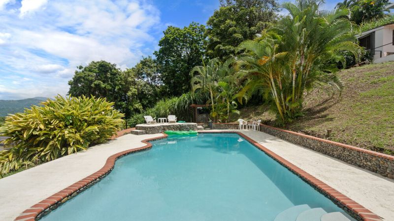 Montmare | Vacation Rental Villa