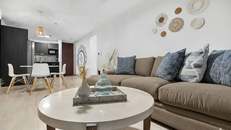 Elena | Beach Home