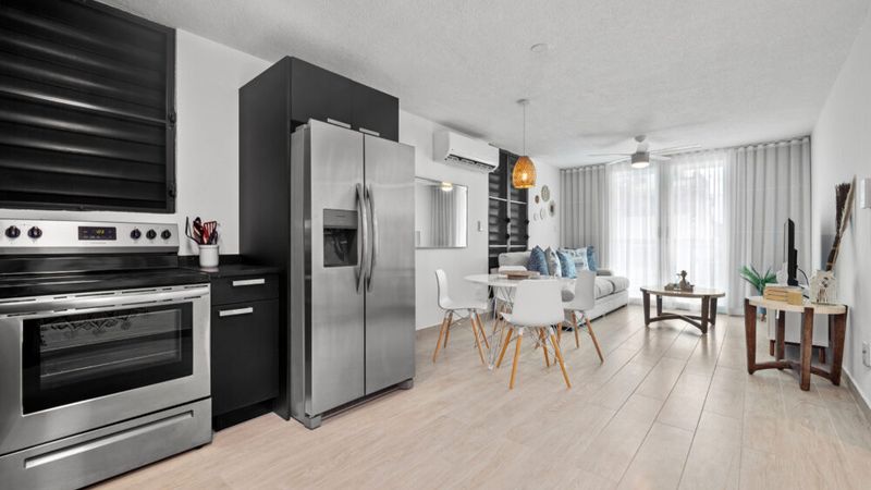 Elena | Beach Condo