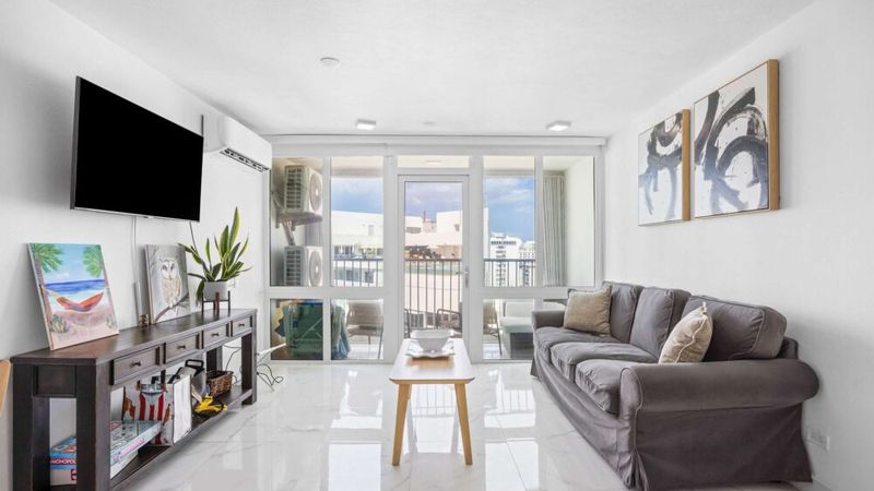 Isla Verde Beachfront Gem | ESJ Tower | Balcony
