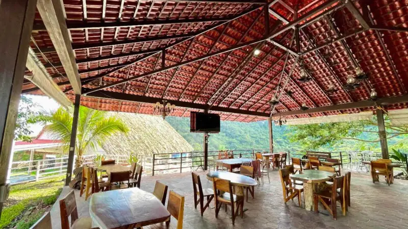 Tranquil Couple Retreat | Near Beach & Nature