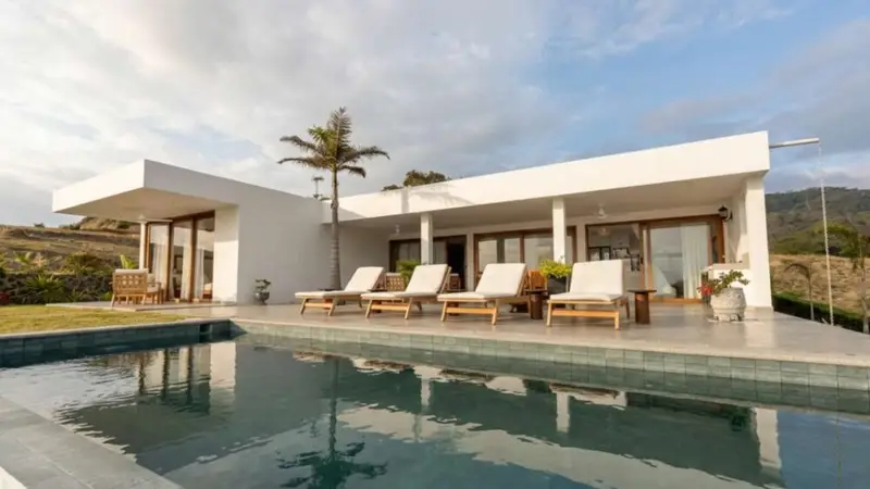 Jama | Private Villa