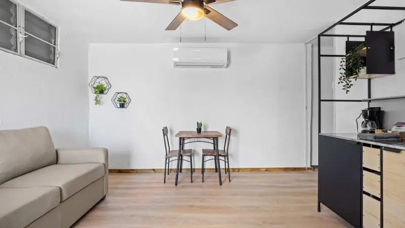 8 Min to SJU | Free Street Parking | Pets OK