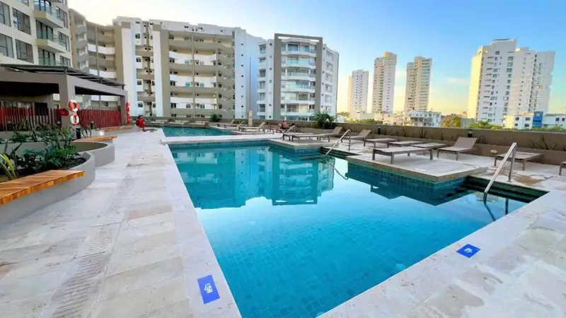 5 Min to Beach | Rooftop Pool | Balcony