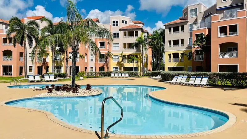 Beachfront | Pool & Golf Course Vistas