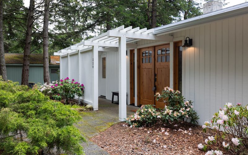 0c8322ab ca5d 4e1e bf40 63acf4e44e1b homerunner