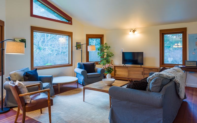 21f9e305 e769 4fff bf53 14db11488dae homerunner