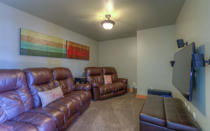 22b4252b ade0 4670 80e7 5bd92ae4404e homerunner