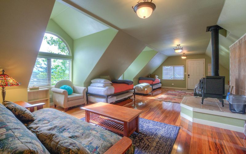 2c51bdb4 1f78 4a0e 8816 5b8cf978beb0 homerunner