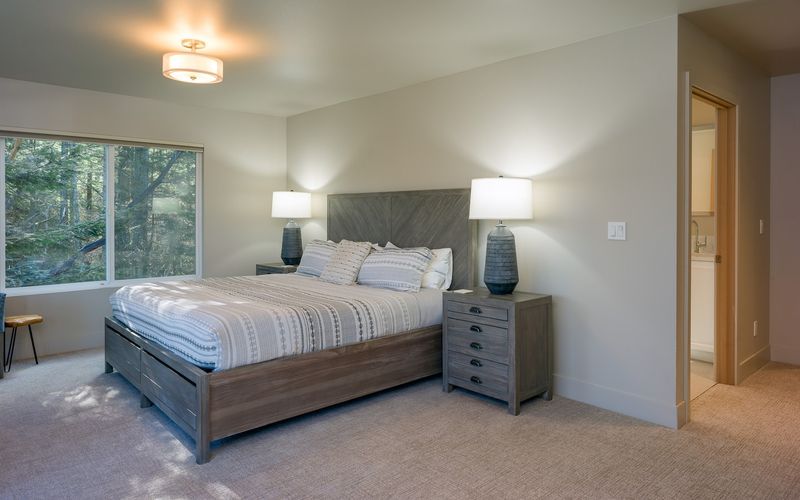 2e296e05 c5d6 4508 b527 4e62763981a6 homerunner