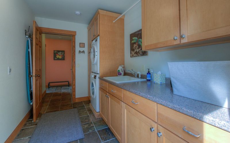 4a6bfcb6 a7a6 4656 9b47 79434084ee74 homerunner