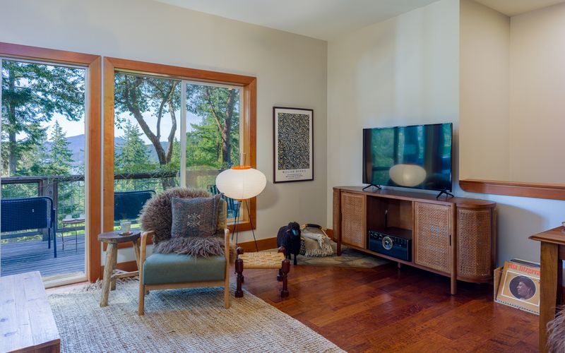 5c51d012 f647 4646 8e1c ed175348821e homerunner