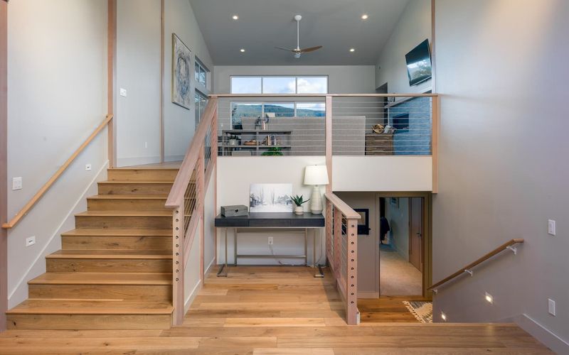 655487ed feeb 4ff8 85cb 1d12df5e18ff homerunner