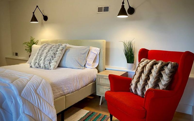 68ef6929 db46 436d 8ba3 0c5d9e92190e homerunner