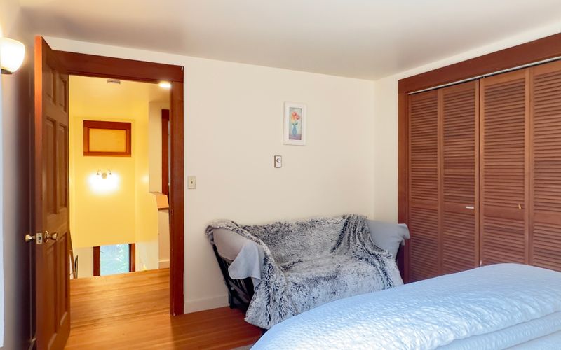 6b6c5656 1b98 4500 ada9 b626567827de homerunner