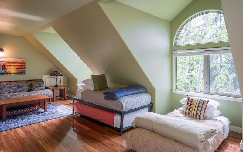 6f4157b3 9571 49c8 996d 663f08ab064c homerunner