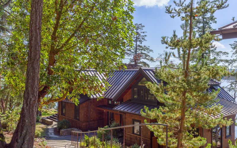 735a7b5d bd83 4500 91fe f8e978d6d01c homerunner