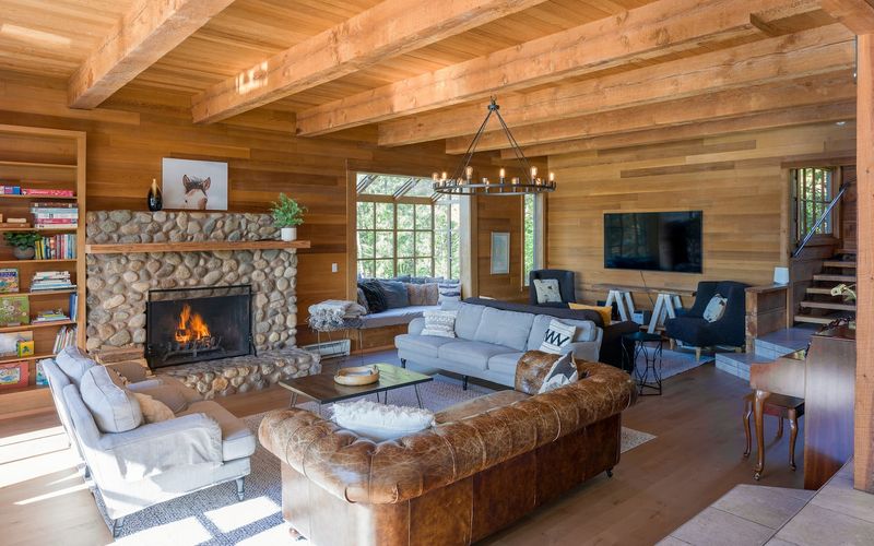 7db2b813 b502 420c bb2a 2735bae3dacc homerunner