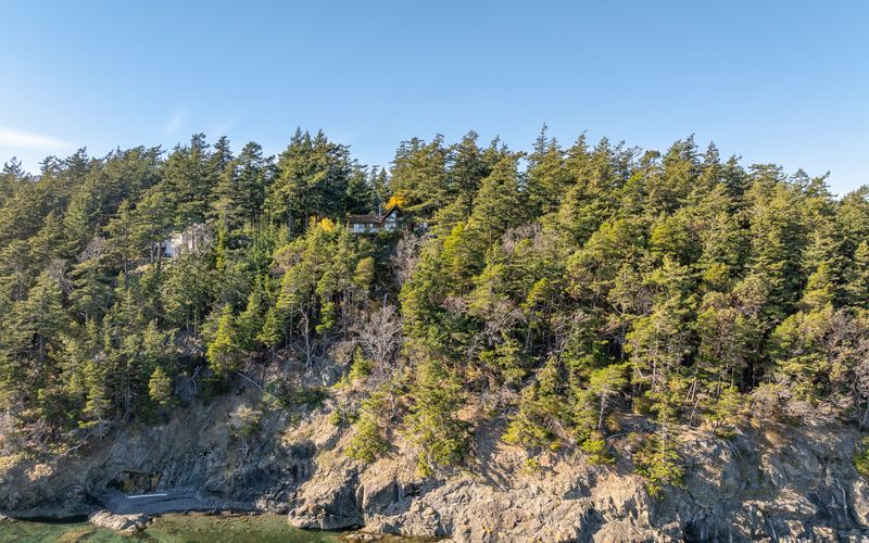 80e2a3ab aa6c 4d4e a2a9 e7808597e07d homerunner