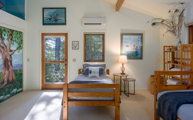 810b219e e0a4 4119 9d5d 8002d80a42ad homerunner