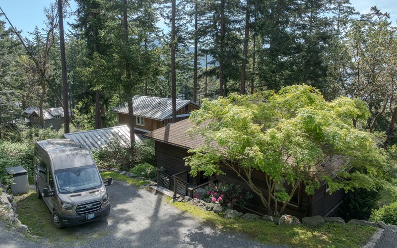 8ea037c9 60ff 4659 bb35 c9099e7ede6d homerunner