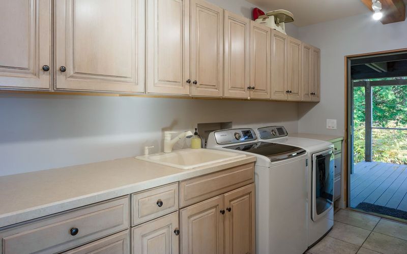 8f7aea8c 7e1d 4b73 ab3a 037d4efae24e homerunner