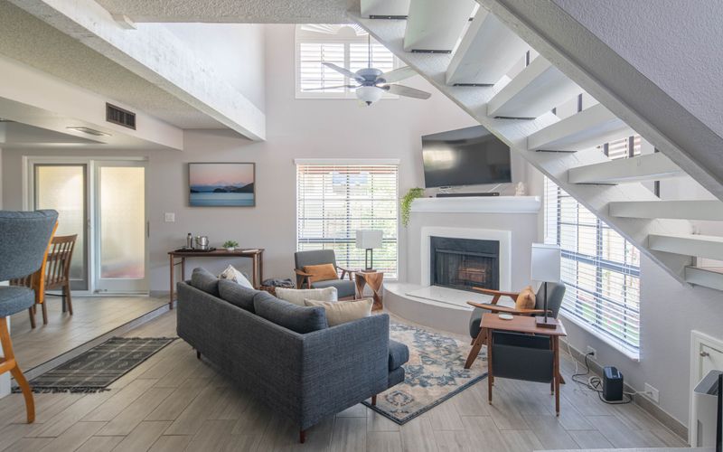 952fc1d2 2d9e 43b4 a0f3 936c96389dda homerunner