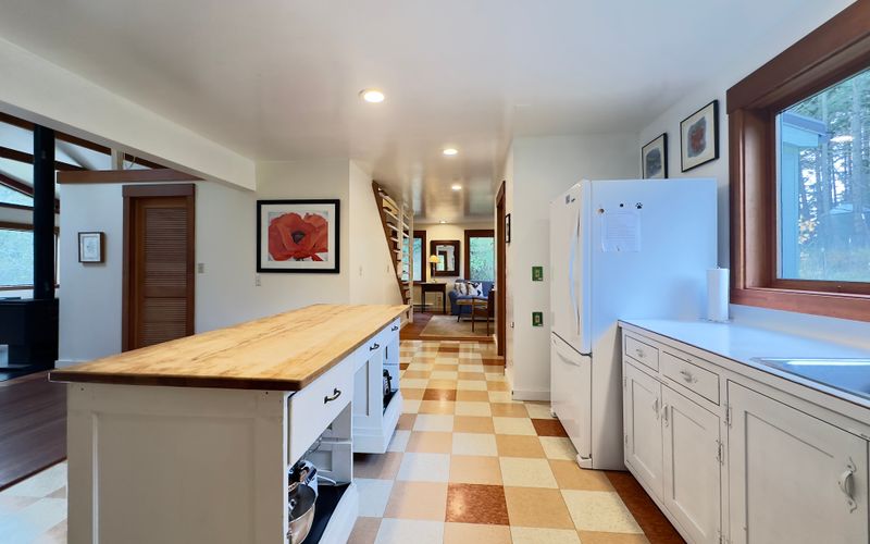 97885dcd 9bee 422e 87c4 3b17d0e87b75 homerunner