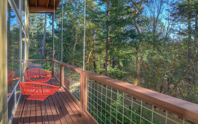 a183abce b6d2 40ca bd34 58db05efb68e homerunner