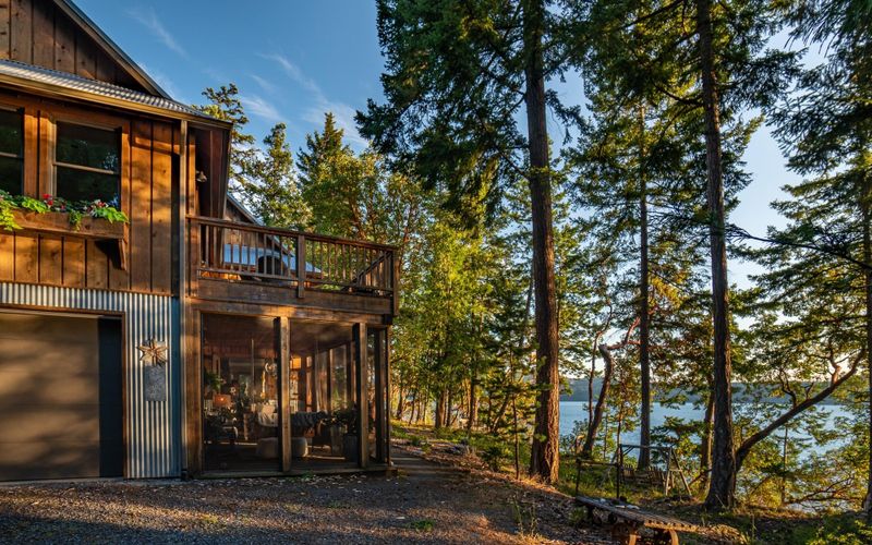 a2b1d17c 3a0f 4aa7 ac93 b7b1e402b63c homerunner