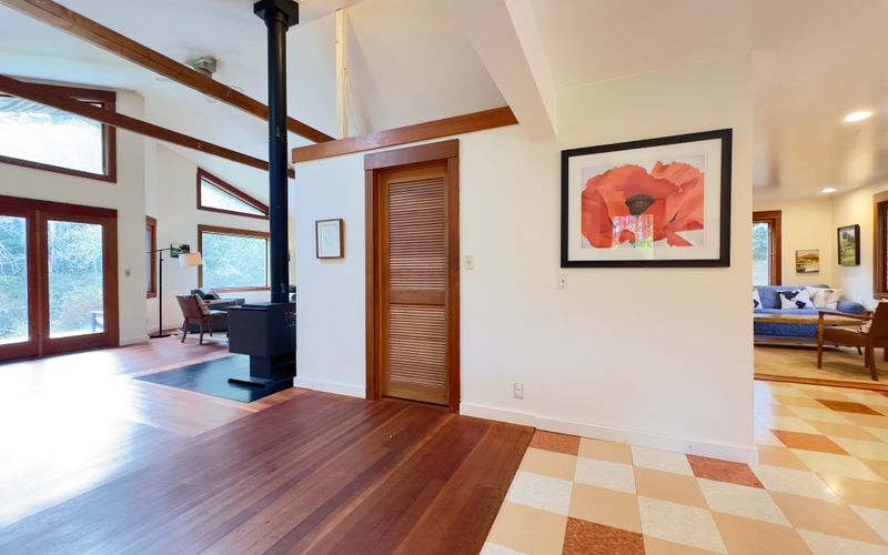 a73a35b0 9ed8 49b6 8414 8fdcebc5a951 homerunner